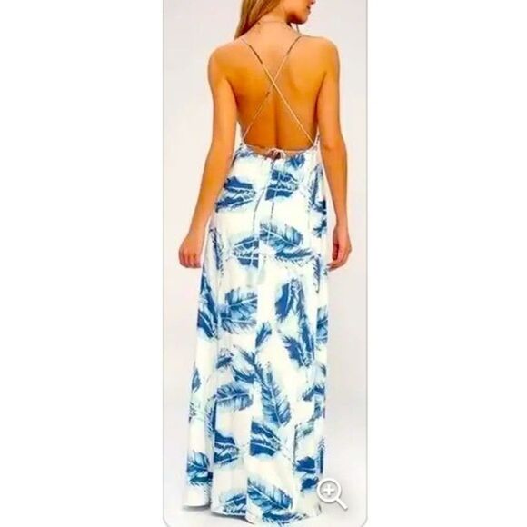 NWT Lulu’s Float Sweetly Blue/White Feather Print Dress Size XS - Picture 4 of 13